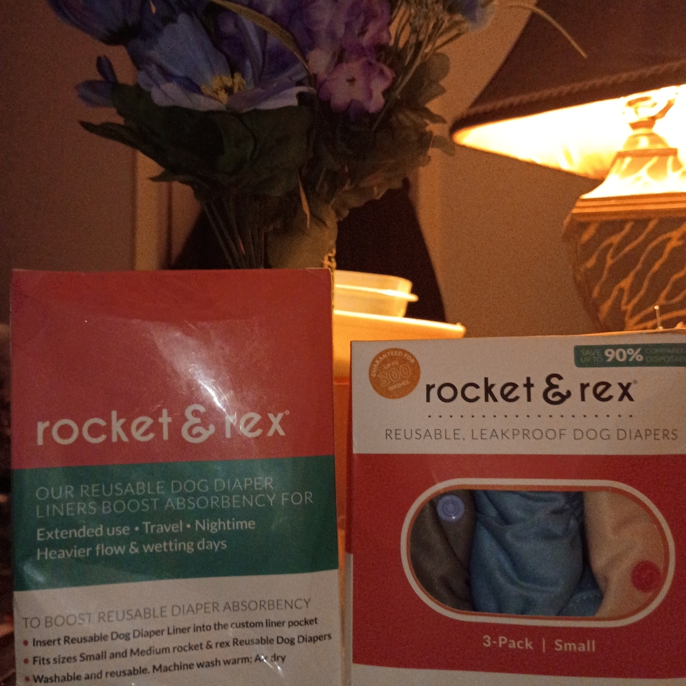 Reusable Dog Diapers AND LINERS - SIZE SMALL